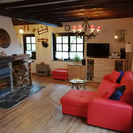 Le De Roanne-coo Alpesi faház Stoumont